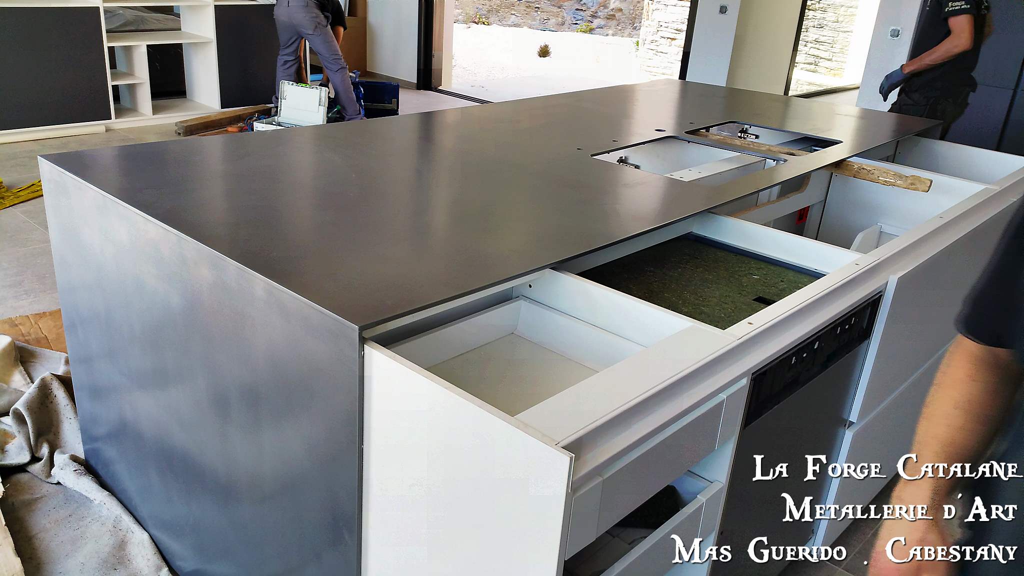 Plan de travail cuisine decoupe laser fer Forge Catalane Cabestany (5).jpg